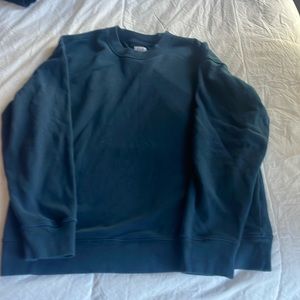GAP navy sweatshirt